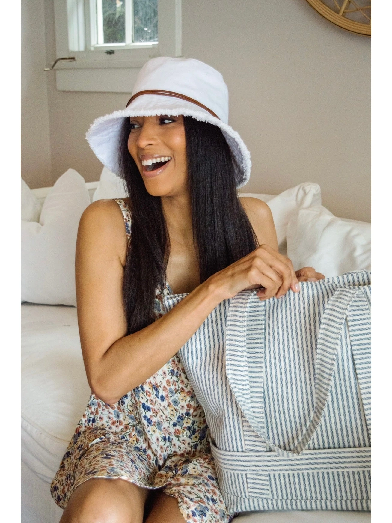 HAT ATTACK FRINGED BUCKET HAT WHITE 5 HAT ATTACK FRINGED BUCKET HAT WHITE - Image 3