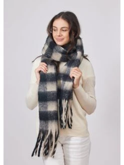 Hat Attack Elle Plaid Scarf BLACK COMBO