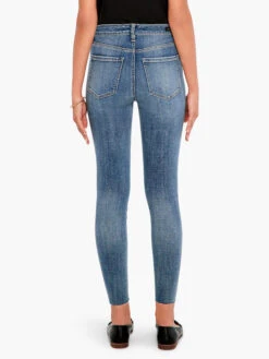 Liverpool - Abby Ankle Skinny Exposed Buttons LIGHT WASH -Apparel Sale Shop LM2600CH1LWSPRODUCT 04