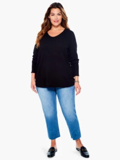 Liverpool - Crop Straight Jean W/ Fray Hem DENIM