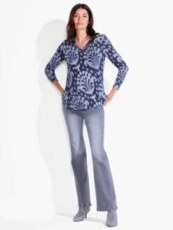 NZT Shadow Florals Long Sleeve V Tee GREY MULTI -Apparel Sale Shop NZTF232064GMIPRODUCT 04