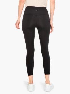 Varley - Let's Move High Rise Legging 8 Varley - Let's Move High Rise Legging -Apparel Sale Shop VAR00815BLKPRODUCT 04