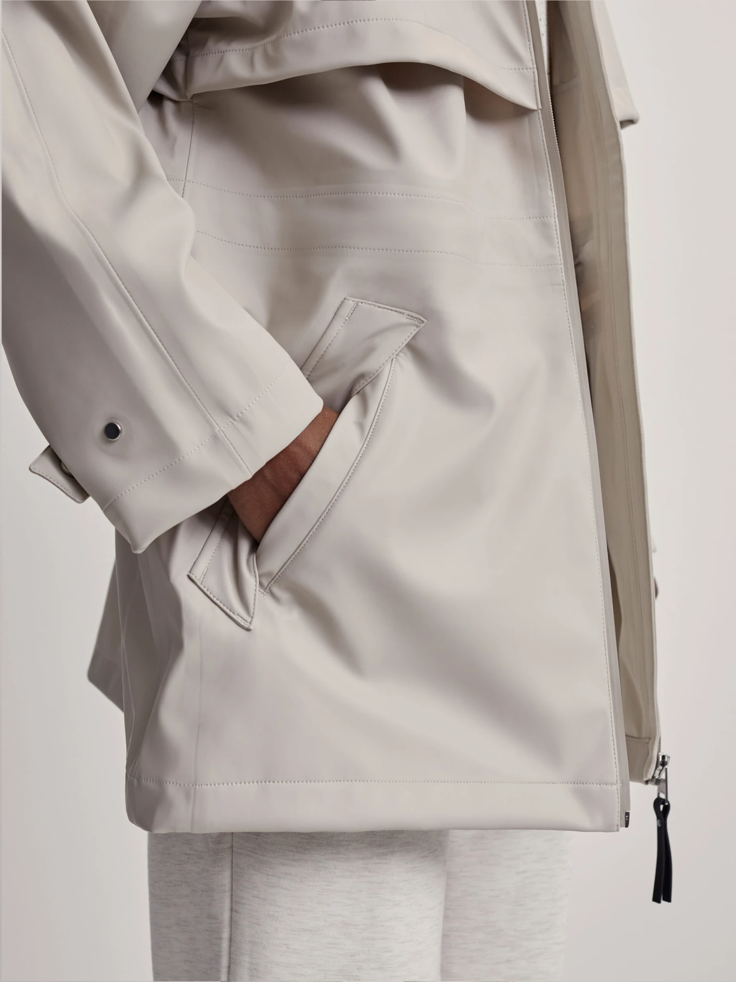 Varley - Alyssa Raincoat CREAM 5 Varley - Alyssa Raincoat CREAM - Image 3